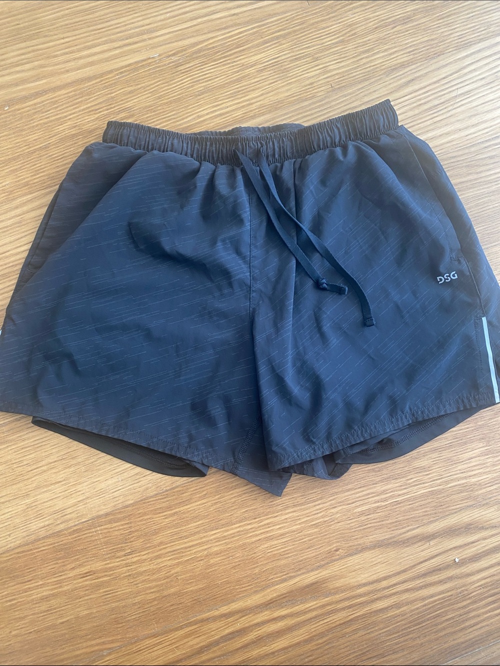 DSG Men's 2-in-1 Agility Athletic Black Fit Shorts Size M